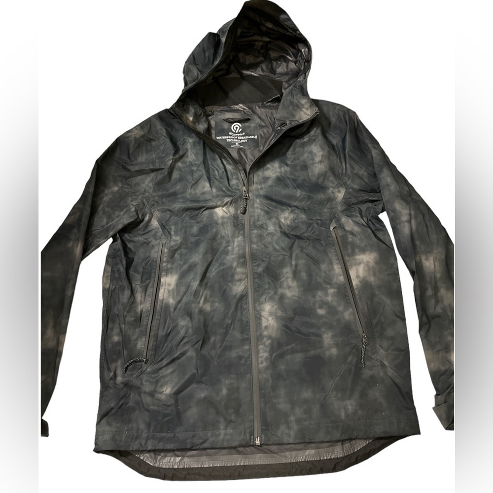 Champion- Men’s Softshell Waterproof Jacket- C9 Champion- W/U Comfort Grey- EUC